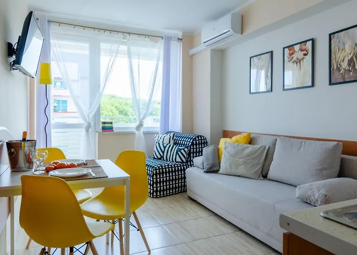 Holiday Home Slavia New 600 Z Balkonem Przy Plazy